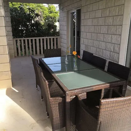 A & A Luxury تروغير