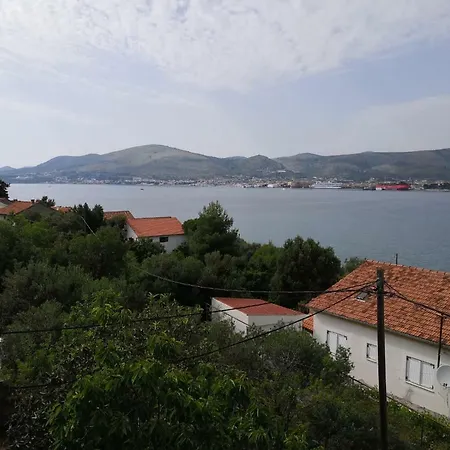 A & A Luxury Apartment Trogir