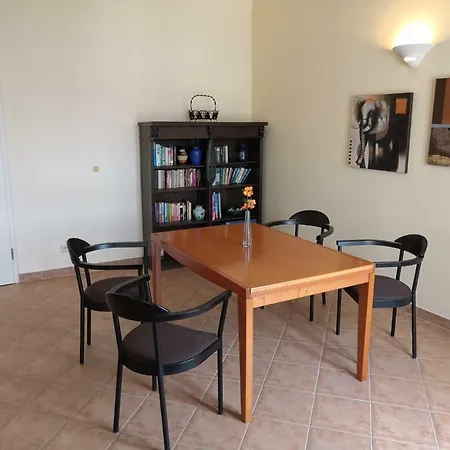 A & A Luxury Apartment