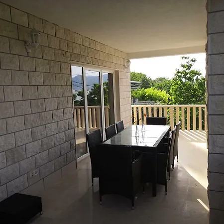 A & A Luxury Apartment