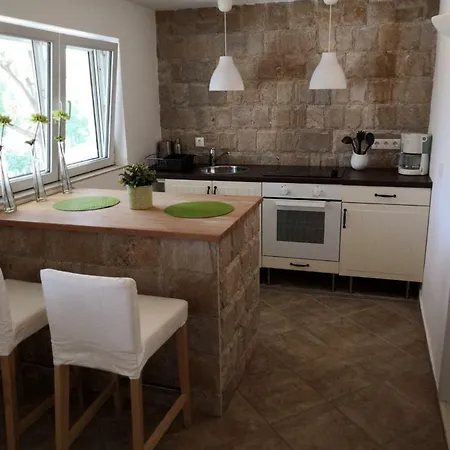 A & A Luxury Apartman Trogir