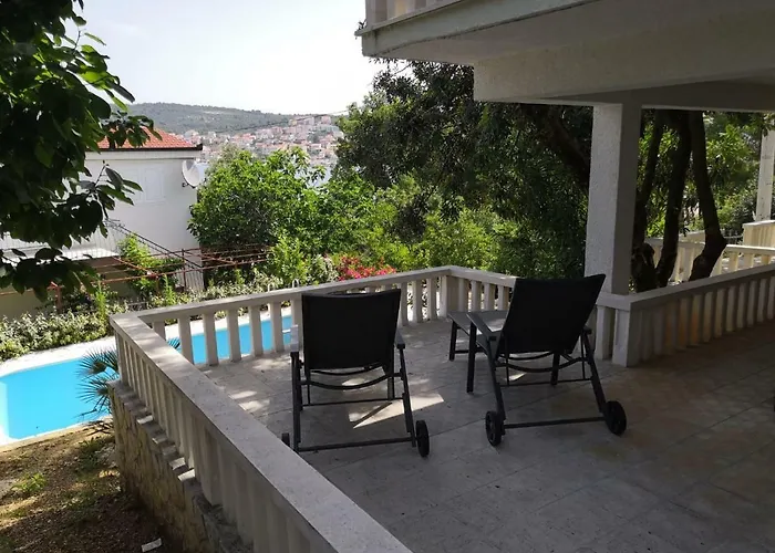 A & A Luxury Apartman